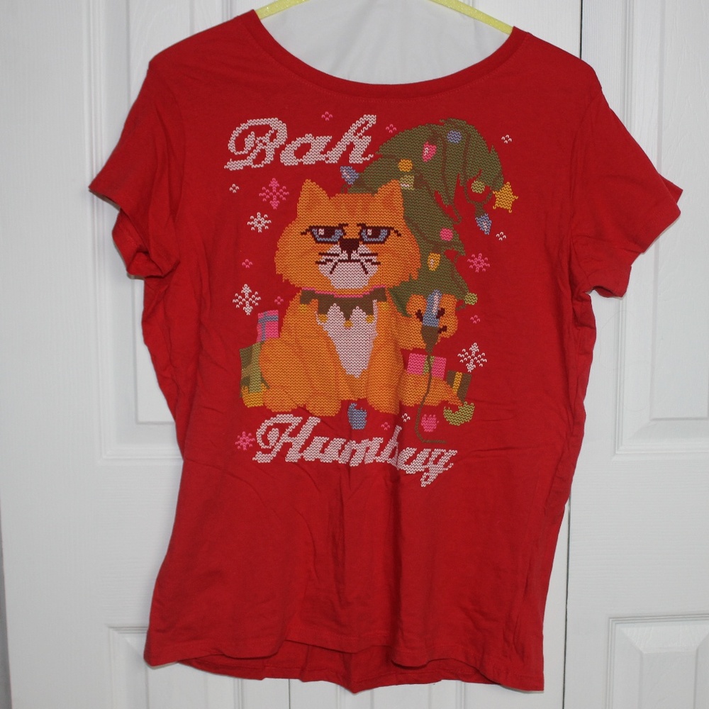 Holiday Cat tee shirt